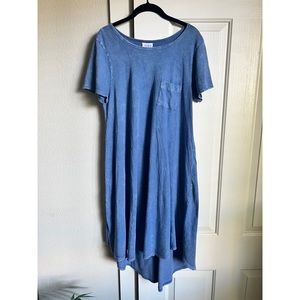 Cotton high-low LuLaRoe Carly dress with jeans appearance
